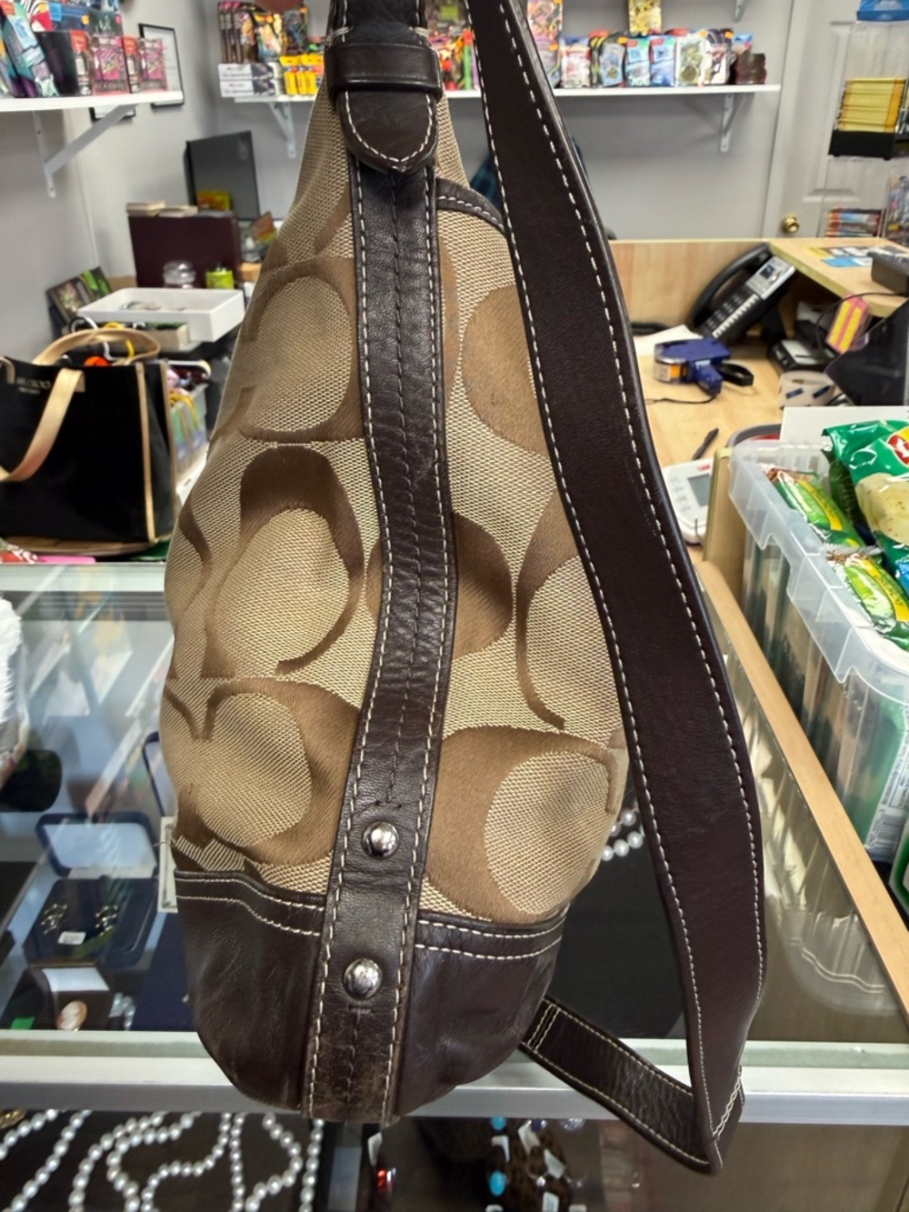 Coach Tan and Brown Signature Shoulder Bag - Picture 4 of 7